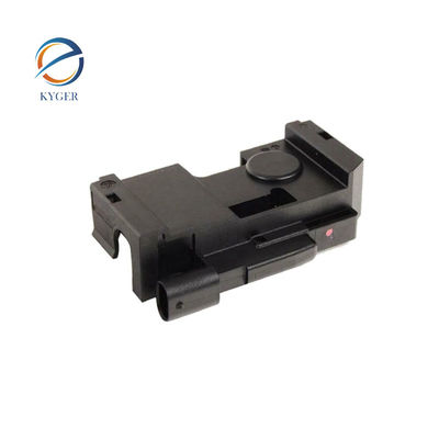 خرید 2048704458 Factory Direct Hood Lock Switch 2048703158 for Mercedes-Benz ML GLE W166 High Quality Auto Parts تولید آنلاین