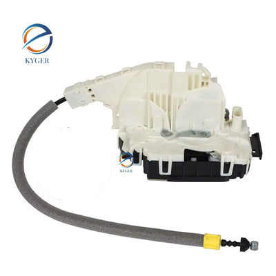 خرید 2047201535 قفل درب قطعات خودرو 204 720 15 35 A2047201535 برای مرسدس بنز W211 W212 فروش مستقیم کارخانه لوازم جانبی خودرو تولید آنلاین