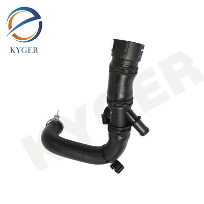قطعات اتوماتیک موتور لچک دار تقویت شده لوله آرنج لوله Intercooler لوله LR050855 مناسب برای LAND ROVER کشف 4 لوله خنک کننده رادیاتور