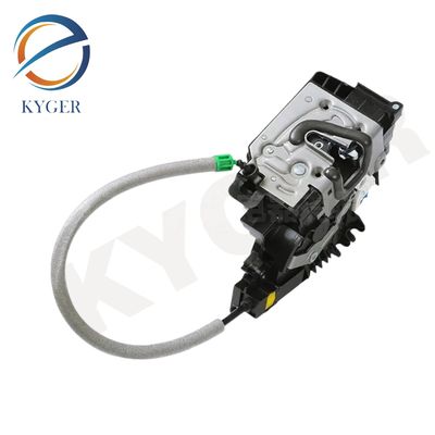 دستگاه قفل درب جلو سمت چپ 0997206901 برای مرسدس بنز کلاس S GLE320